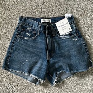 NWT A&F Boyfriend Denim Shorts